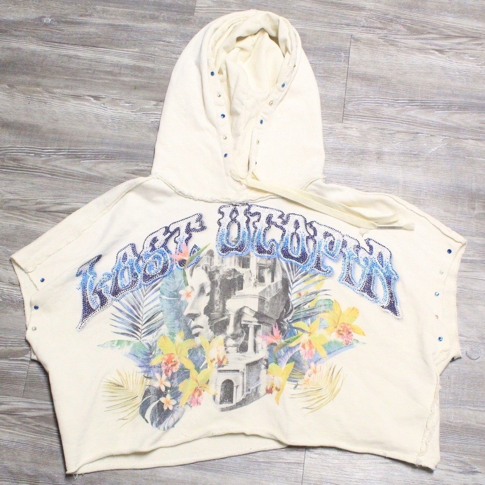 First Row Sleeveless Crop Hoodie Lost Utopia Graphic Tee Rhinestone Cream Sz L